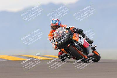 media/Sep-11-2022-SoCal Trackdays (Sun) [[81b7e951af]]/Turn 9 (930am)/